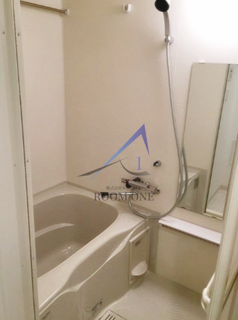 バス・シャワールーム　お風呂です。