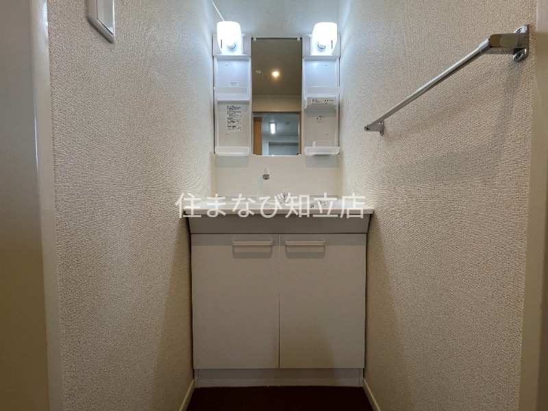 洗面設備　同型別部屋写真