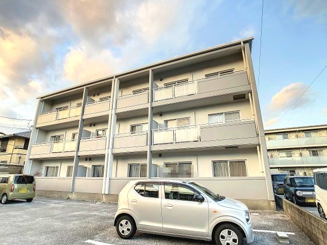 建物外観　2022年12月撮影