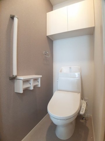 トイレ　落ち着いたトイレです