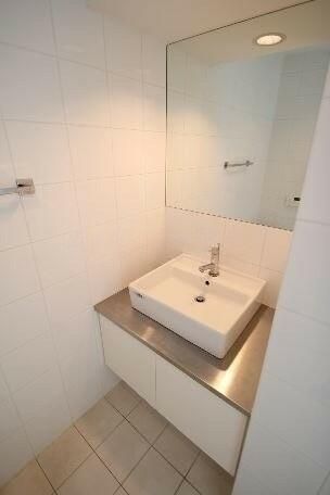 洗面設備　写真は同タイプ住居です。