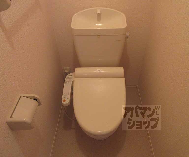 トイレ　清潔感のあるトイレです・