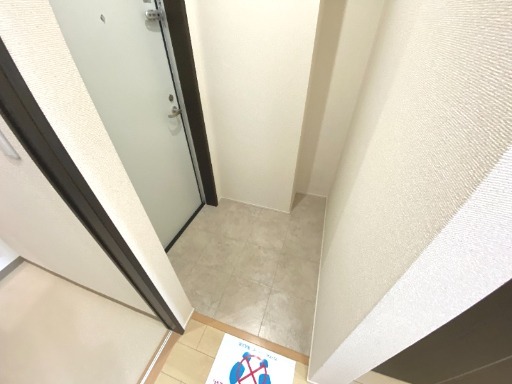 玄関　玄関はこちら♪