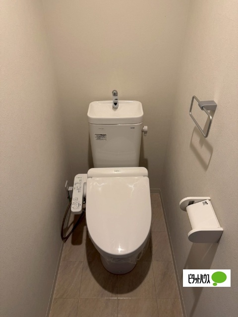 トイレ　同物件別部屋