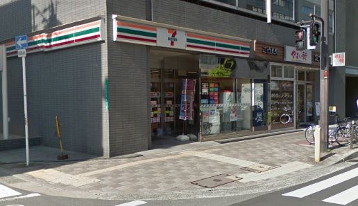 コンビニ　セブンイレブン（コンビニ）まで120m