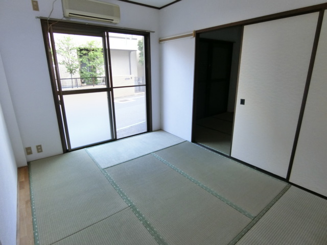 居室・リビング　南向きのお部屋