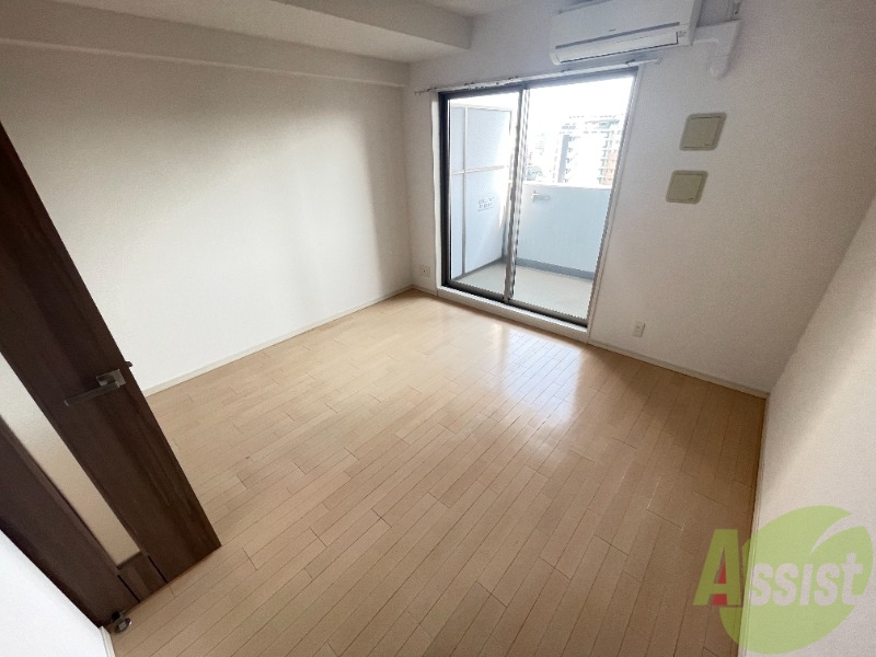 居室・リビング　明るいお部屋でうねー