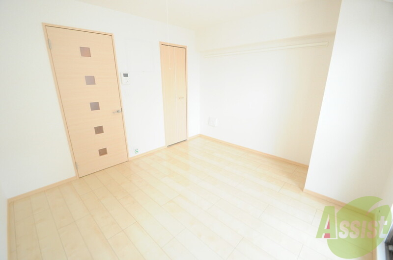 その他部屋・スペース　南東向きのお部屋は明るく、朝の目覚めがいいですよ