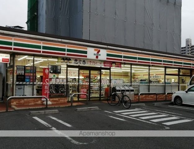 コンビニ　セブンイレブン（コンビニ）まで79m