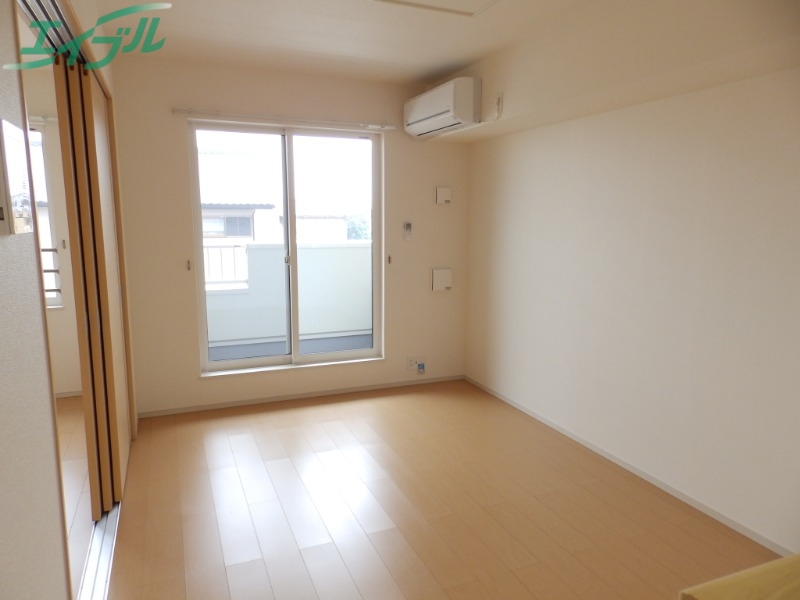 居室・リビング　同型別部屋参考写真です