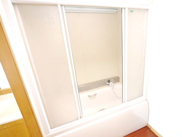 バス・シャワールーム　★お部屋探しは株式会社タウンハウジング東京、京王八王子店で…