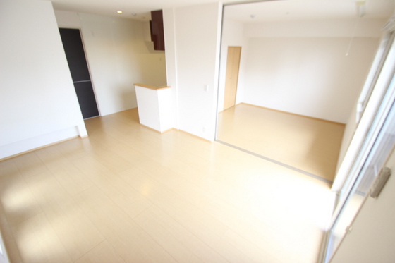 居室・リビング　※別部屋の写真です