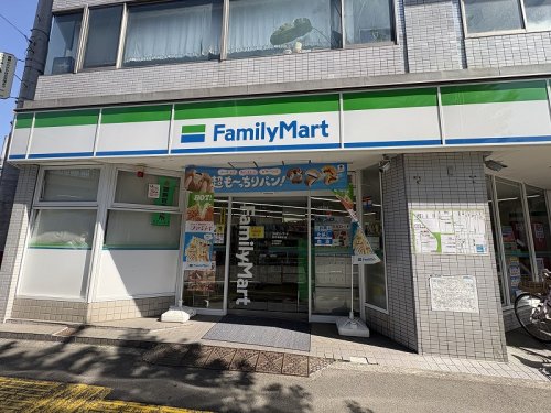 コンビニ　ファミリーマート 東中神駅前店（コンビニ）まで318m
