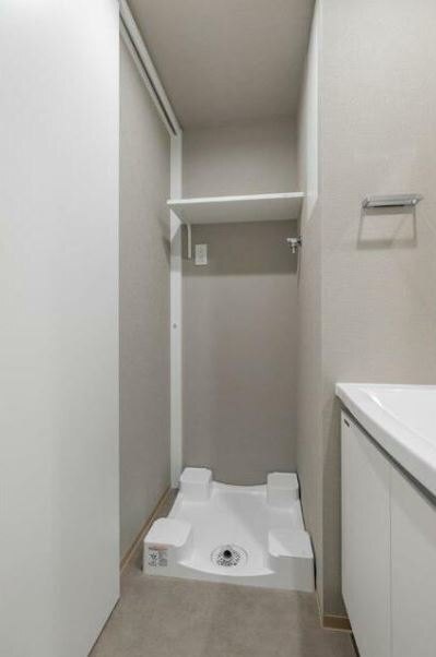 その他設備　同タイプ別部屋参考写真（室内洗濯機置場）