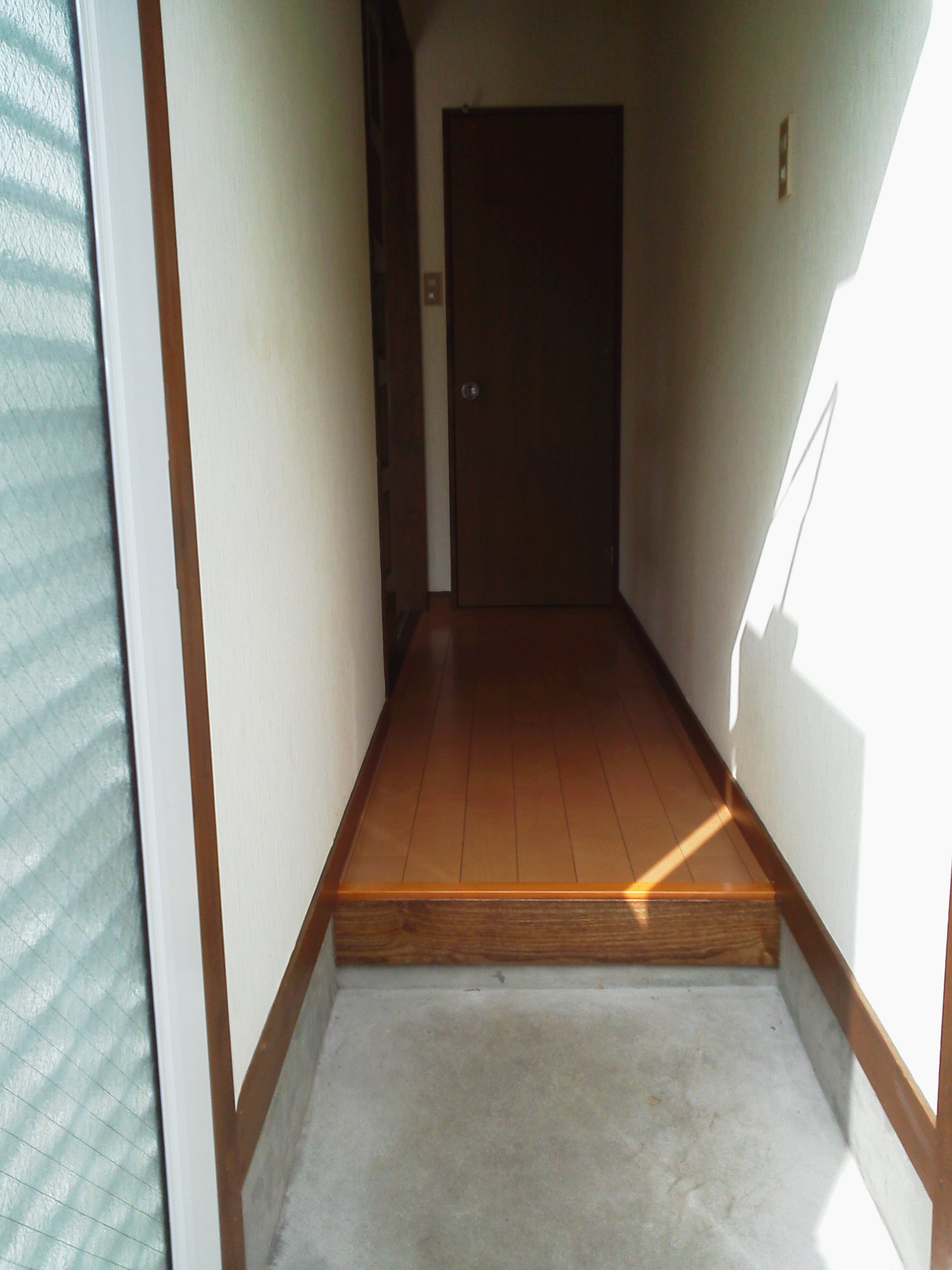 ブルーハイツの玄関写真