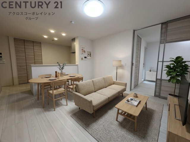 NIGAWA RESIDENCE2の居間写真