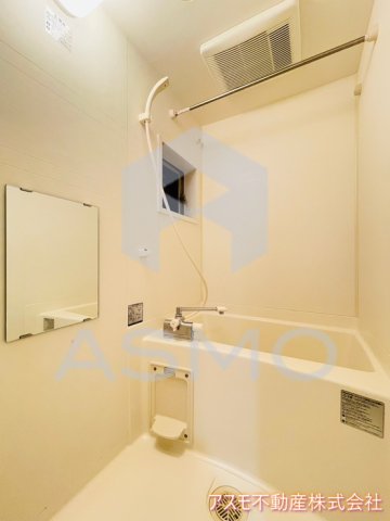 バス・シャワールーム　同マンション別部屋参考写真