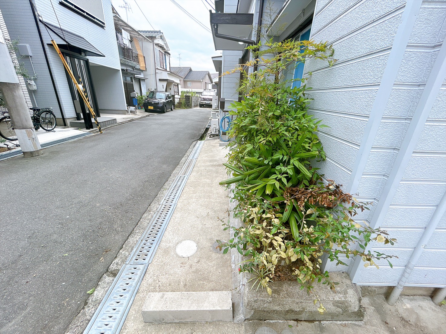 ＪＲ阪和線 津久野駅 徒歩21分 2階建 築40年の外観写真