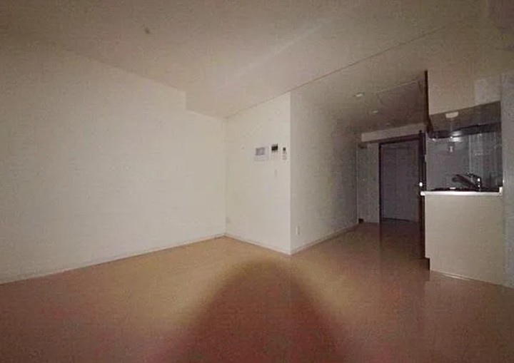 ＪＲ総武線快速 錦糸町駅 徒歩12分 7階建 築16年の居間写真