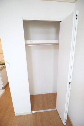 ヒルズ北葛西A棟の内装写真
