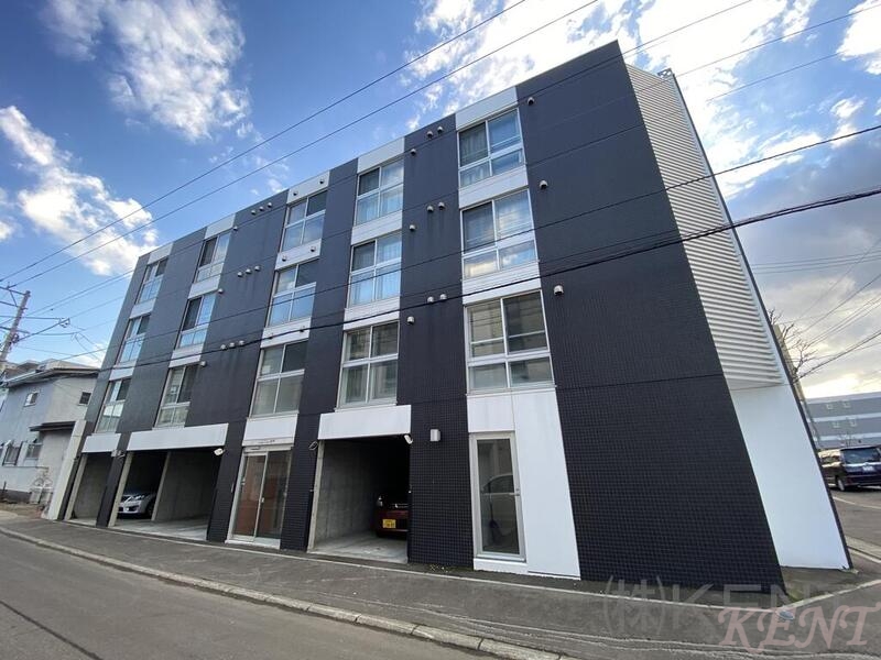 Large Casa西町