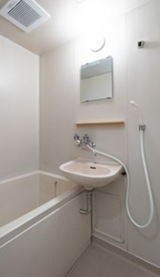 バス・シャワールーム　別部屋の画像を使用しております。
