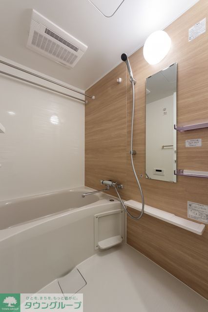 バス・シャワールーム　※写真は同タイプ住戸です。