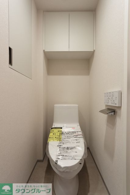 トイレ　※写真は同タイプ住戸です。
