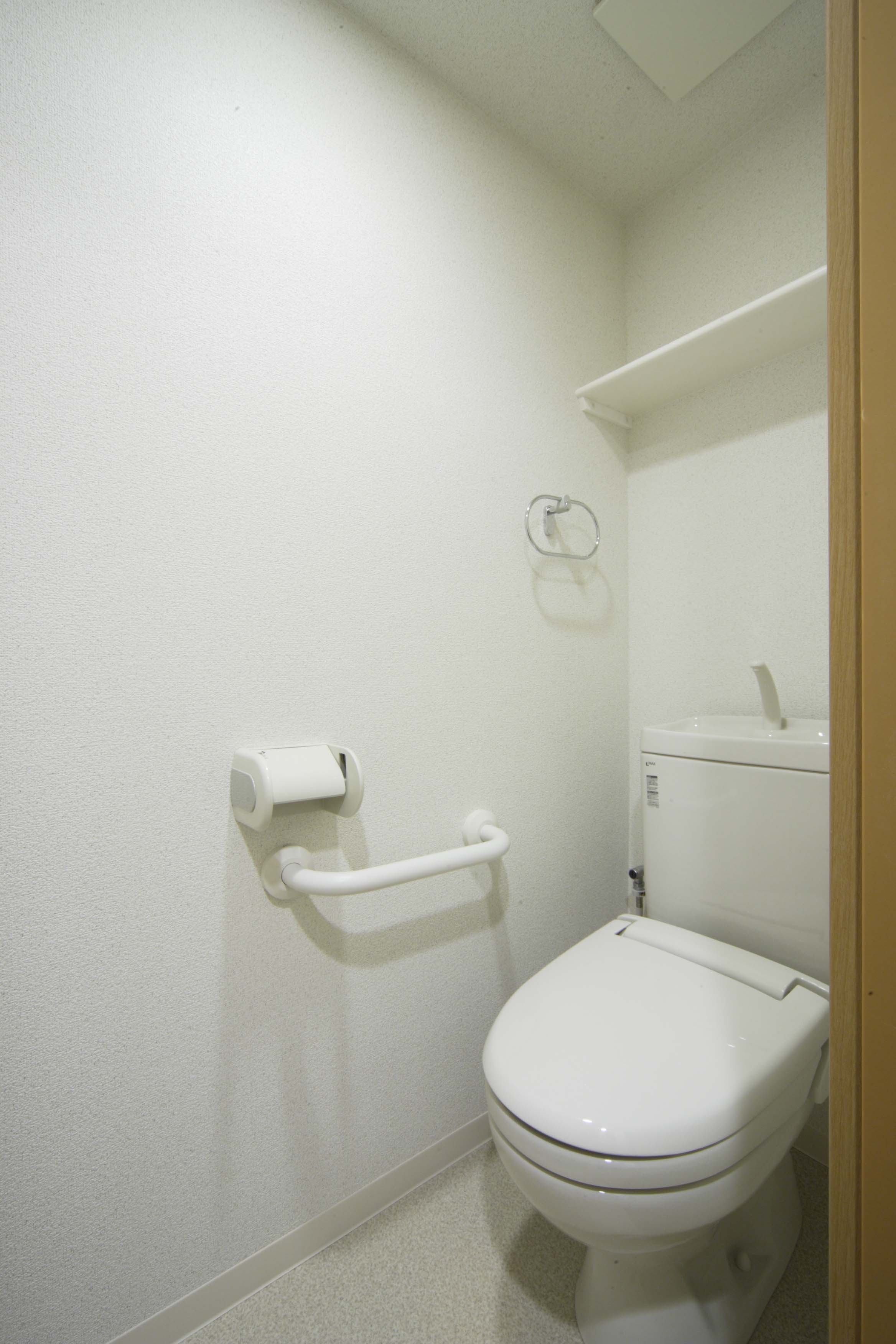 ショゼキャンパス東のトイレ写真