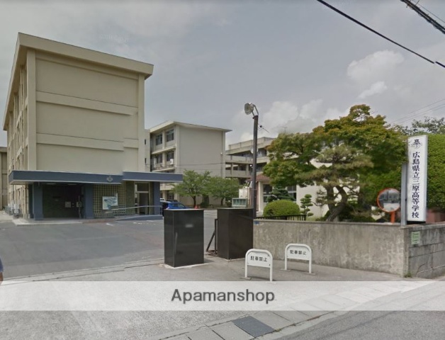 高校・高専　三原高校（高校・高専）まで1450m