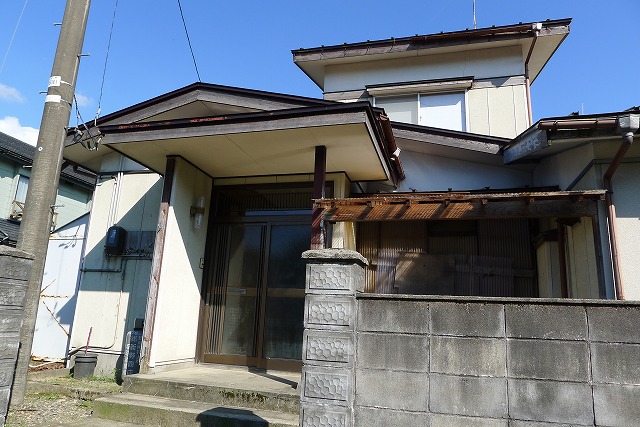 関川貸家の建物外観