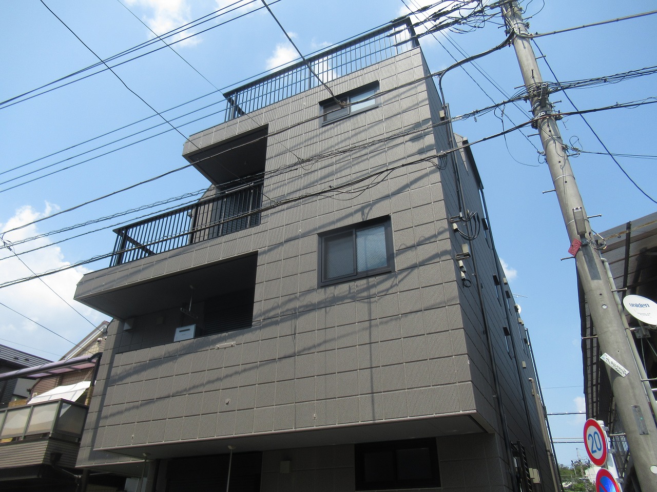 建物外観　2023年8月築の旭化成へーベルメゾン物件です！