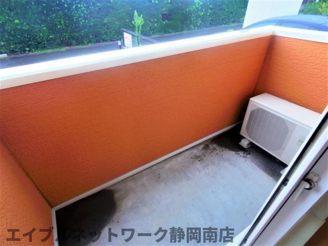 バルコニー　広々としたバルコニーです
