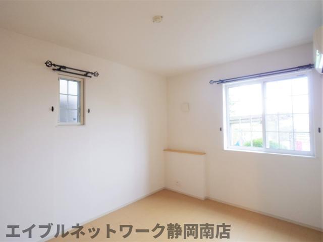 その他　ゆったりとした居間です