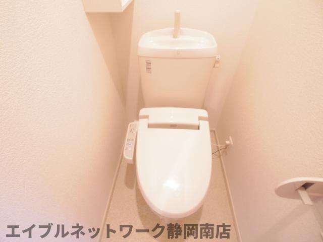 トイレ　シンプルで使いやすいトイレです