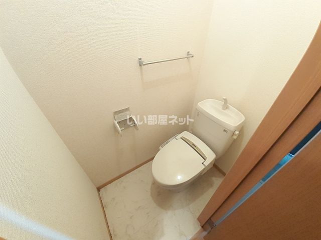【奈良市古市町のアパートのトイレ】