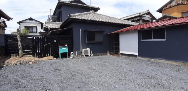 GARAGE HOUSE TAITOの建物外観