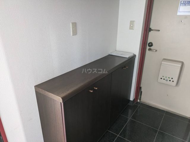 【ライオンズマンション吉野原の玄関】