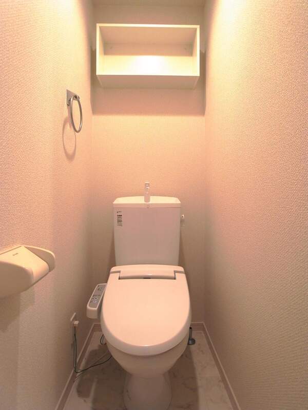 トイレ　シンプルで使いやすいトイレです