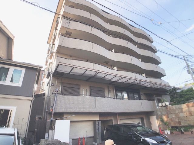 神戸市東灘区住吉本町のマンションの建物外観