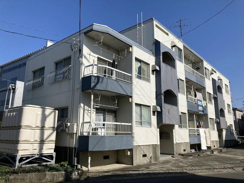 高座郡寒川町一之宮のマンションの建物外観