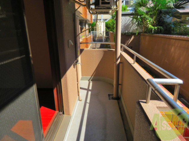 バルコニー　広々としたバルコニーです晴れの日は洗濯物が干せますね。