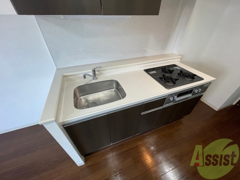 キッチン　キッチンはスペースも広々していて使いやすそうですよ！