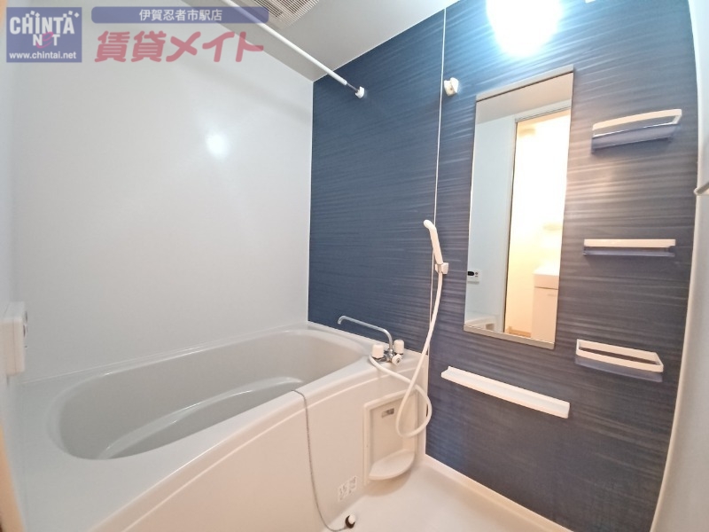 バス・シャワールーム　同型参考写真