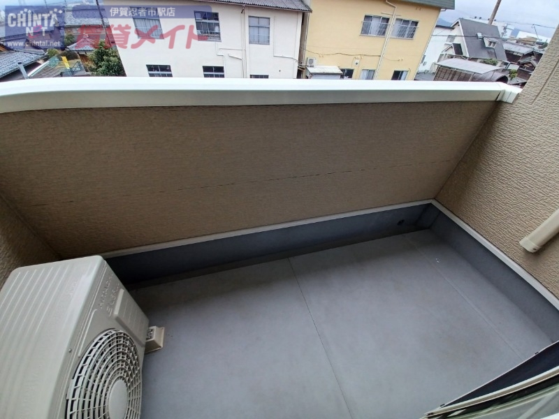 バルコニー　同型参考写真