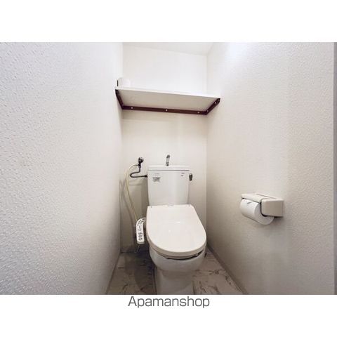 地下鉄東西線 バスセンター前駅 徒歩4分 7階建 築15年のトイレ写真
