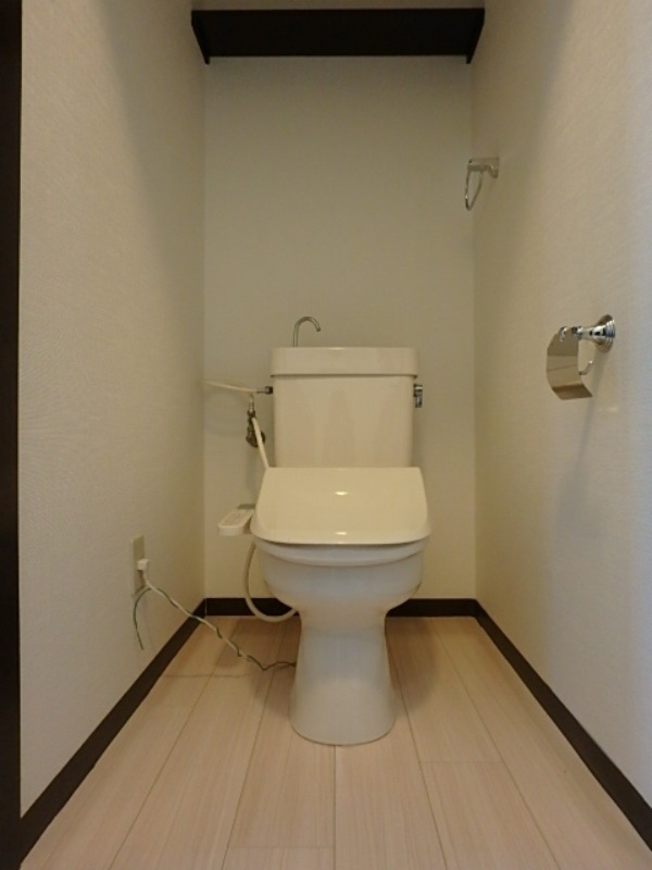 トイレ　図面と現状に相違がある場合には現状を優先