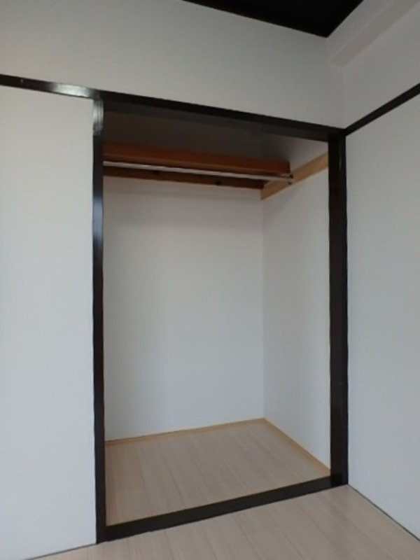 収納　図面と現状に相違がある場合には現状を優先