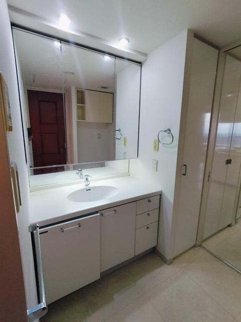 洗面設備　独立洗面台