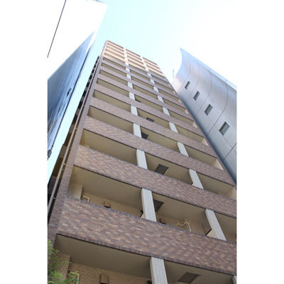 建物外観　近隣に飲食店やコンビニ等あり外食やお買い物にも便利です